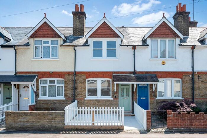 2 Bedroom Terraced House For Sale In Middle Lane, Epsom, KT17