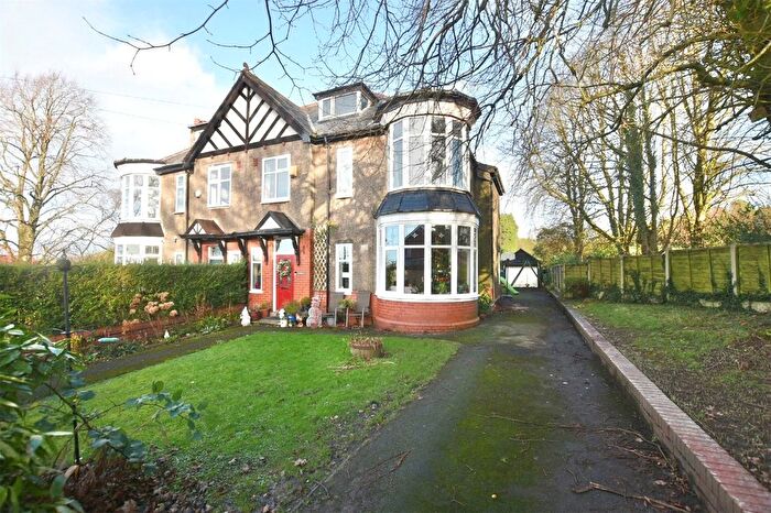 5 Bedroom Semi Detached House For Sale In Beardwood Brow, Blackburn, Lancashire, BB2