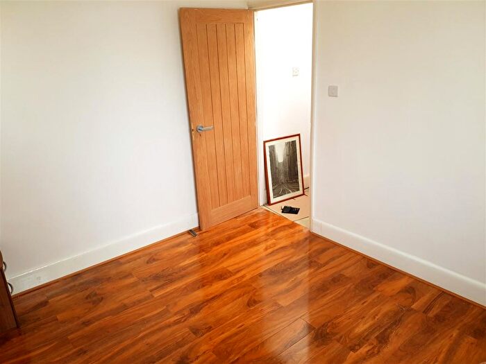 3 Bedroom Maisonette To Rent In Ashley Road, Poole, BH14