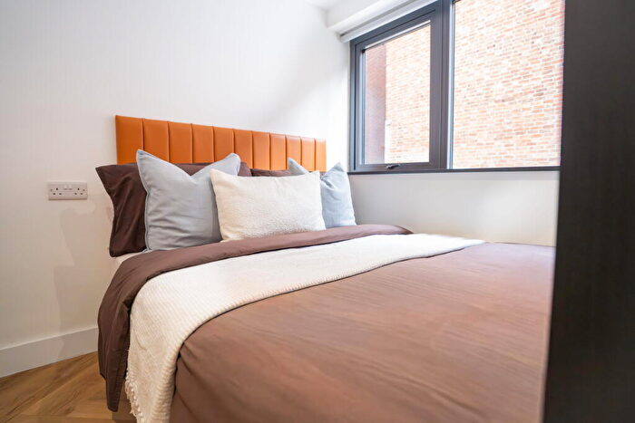 Studio To Rent In Apt, Nova Residence #, LE1