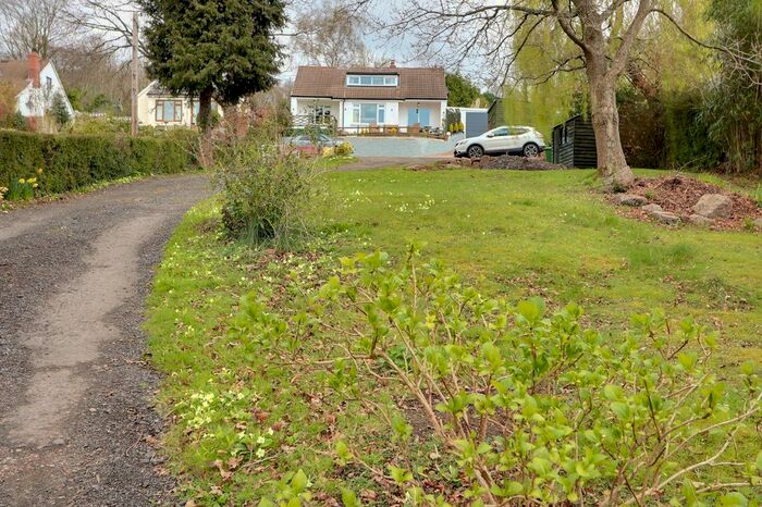 3 Bedroom Detached House For Sale In Lower Common, Aylburton, Lydney, Gloucestershire., GL15