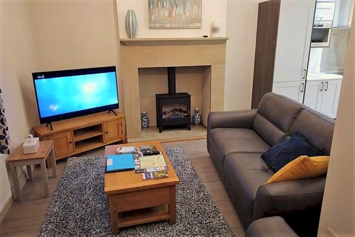 4 Bedroom Flat To Rent In Regent Street, Hebden Bridge HX7