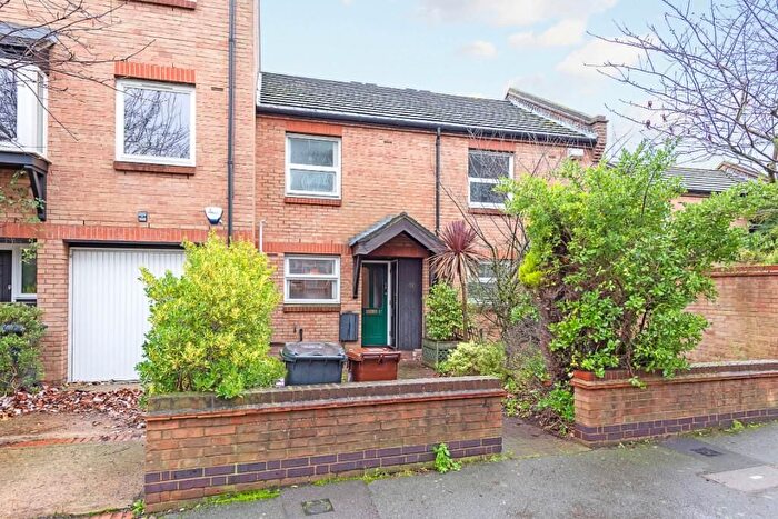 2 Bedroom Terraced House To Rent In Northiam Street, Hackney, E9