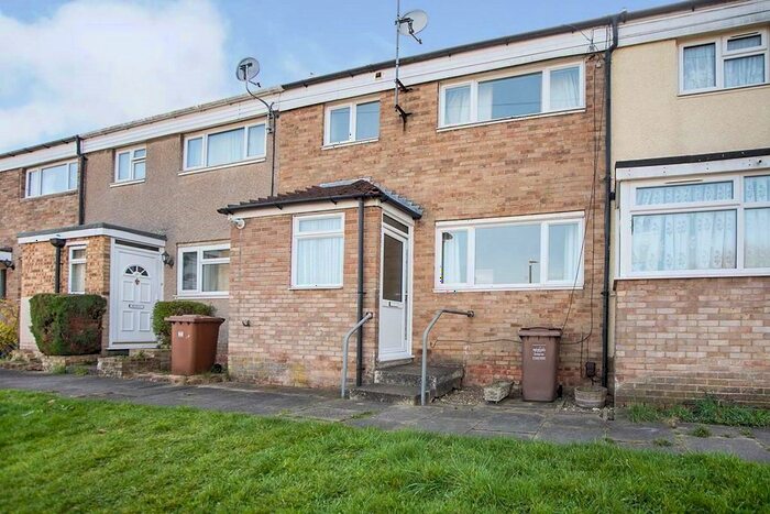 3 Bedroom Terraced House To Rent In Churchill Avenue, Chatham, Kent, ME5