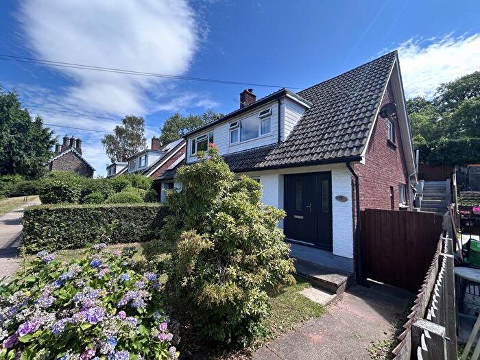 3 Bedroom Semi-Detached House For Sale In Glan Honddu Close, Pandy, NP7