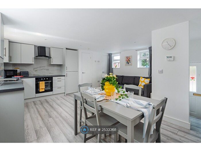 1 Bedroom Flat To Rent In Woodbine Street, Kirkdale, Liverpool, L5