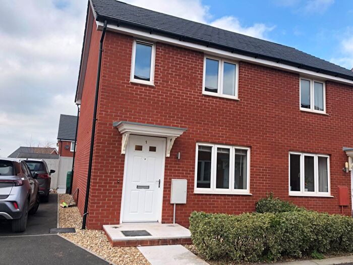 2 Bedroom Property To Rent In Upper Barton, Exeter, EX5