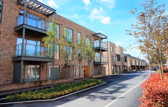 2 Bedroom Flat To Rent In Austin Drive, Trumpington, Cambridge, CB2