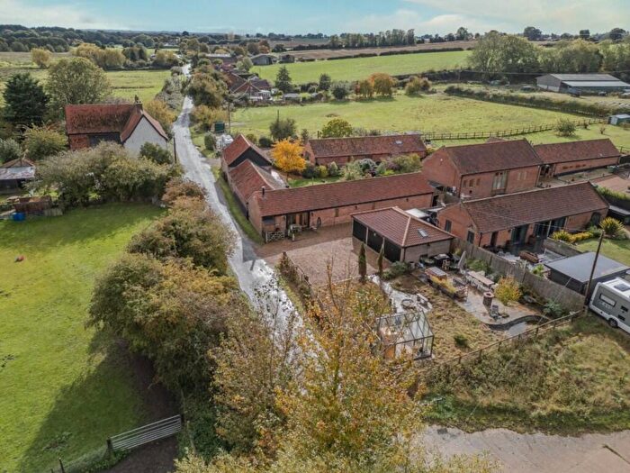 4 Bedroom Barn Conversion For Sale In Langley, NR14