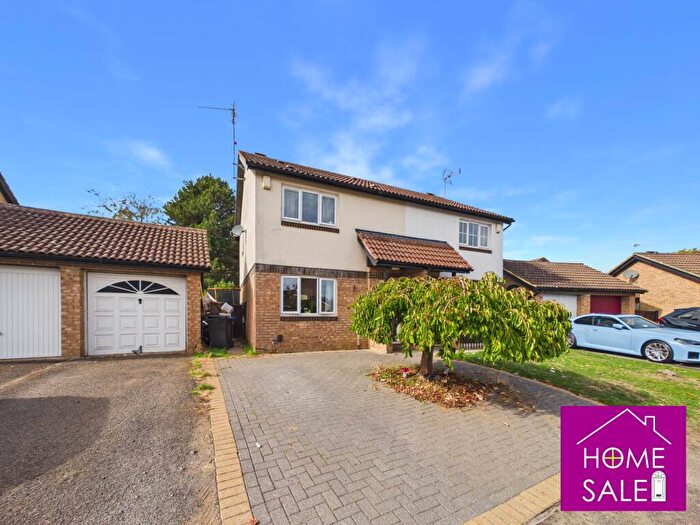 3 Bedroom Semi-Detached House For Sale In Little Billing, Northampton, NN3