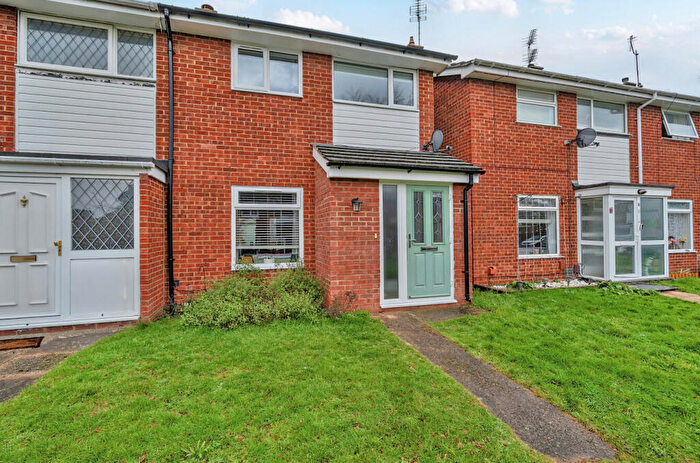 3 Bedroom End Of Terrace House For Sale In St. Pauls Gate, Wokingham, Berkshire, RG41