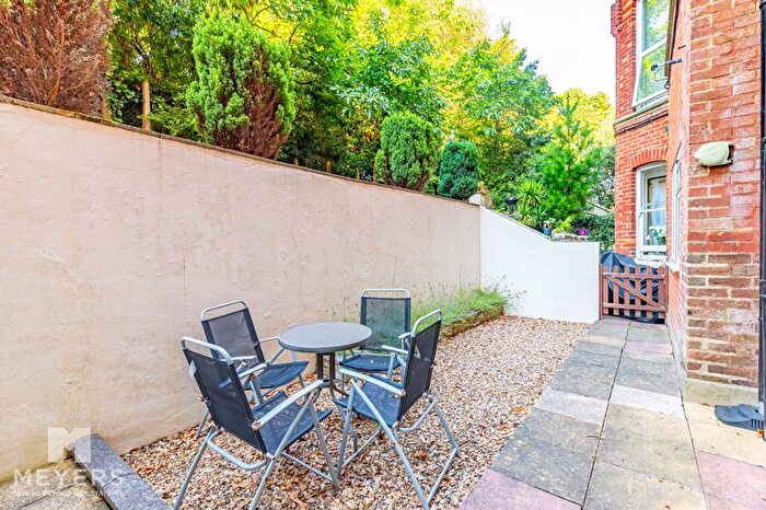 Studio For Sale In West Cliff Studios, Durley Gardens, Westbourne, BH2