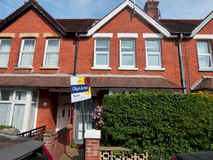 4 Bedroom Terraced House To Rent In Queen Street, Littlehampton, BN17