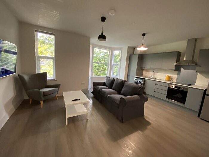 4 Bedroom Apartment To Rent In Flat, William Road, West Bridgford, Nottingham, NG2