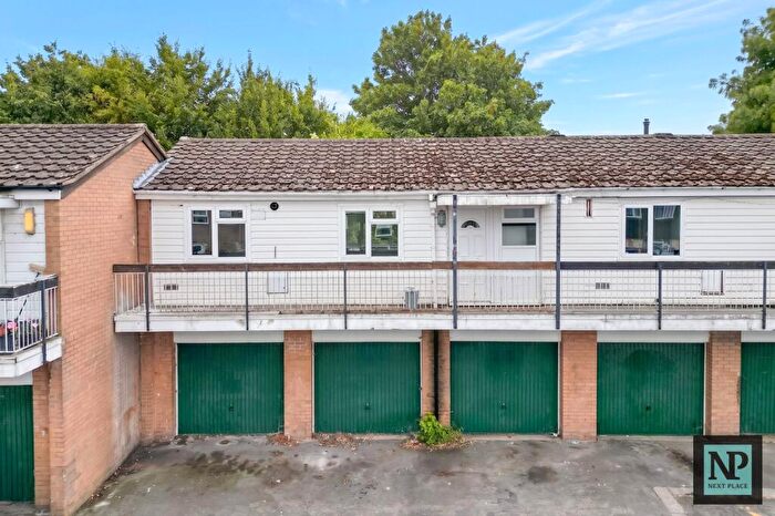 1 Bedroom Flat For Sale In Medway, Tamworth, B77