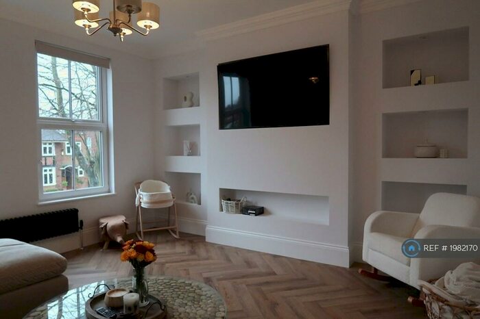 2 Bedroom Flat To Rent In Davenport Avenue, Hessle, HU13