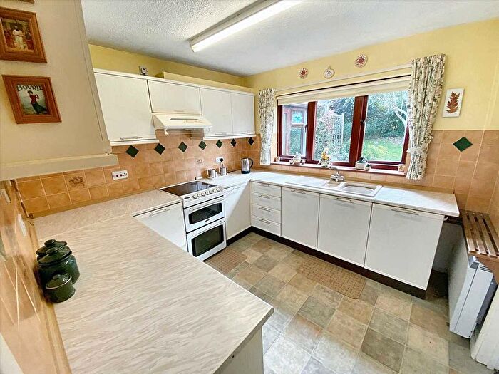 3 Bedroom Detached Bungalow For Sale In Old Chapel Lane, Underwood, Nottingham, NG16