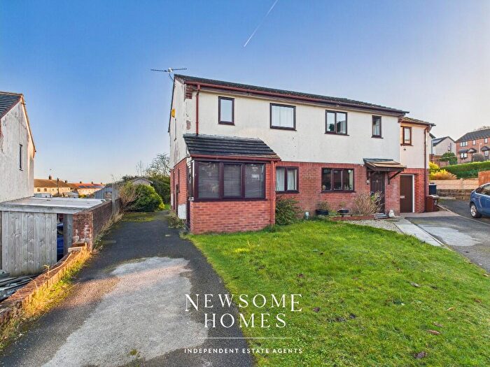 3 Bedroom Semi-Detached House For Sale In Cae Masarn, Pentre Halkyn, CH8