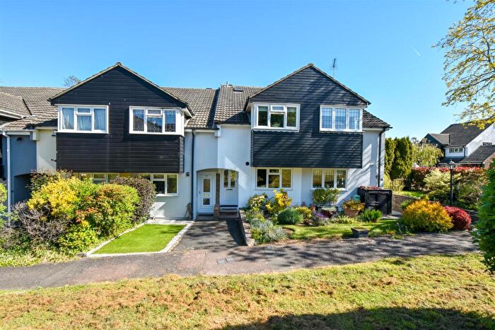 4 Bedroom Terraced House For Sale In Park Meadow, Doddinghurst, Brentwood, CM15