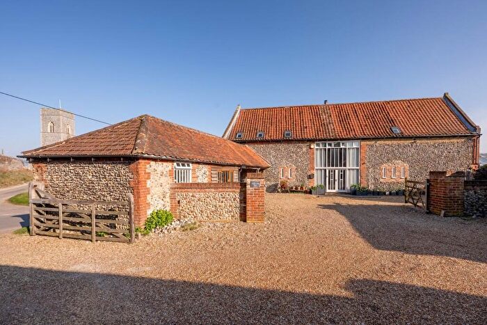 5 Bedroom Barn Conversion For Sale In Wighton, NR23