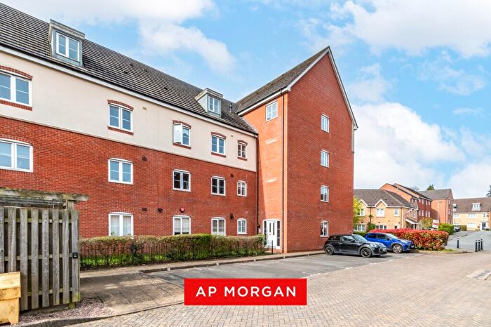 2 Bedroom Apartment To Rent In Riverpark Way, Northfield, Birmingham, West Midlands, B31