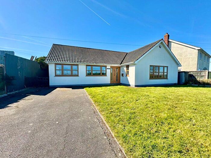 4 Bedroom Detached Bungalow For Sale In Chapel Lane, North Cockerington, LN11