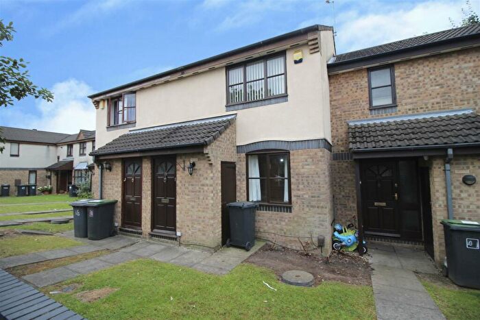 3 Bedroom House To Rent In Clarkson Drive, Beeston, NG9