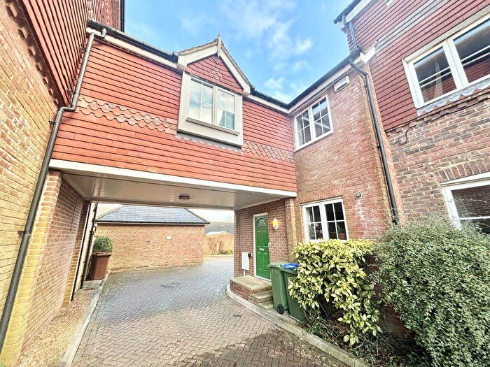 3 Bedroom End Of Terrace House To Rent In Pondtail Park, Horsham, RH12