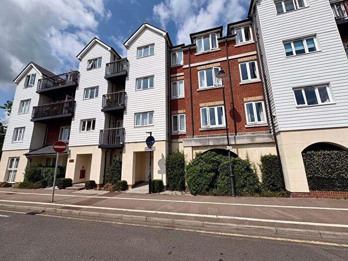 1 Bedroom Property For Sale In Bradford Street, Tonbridge Town Centre, TN9