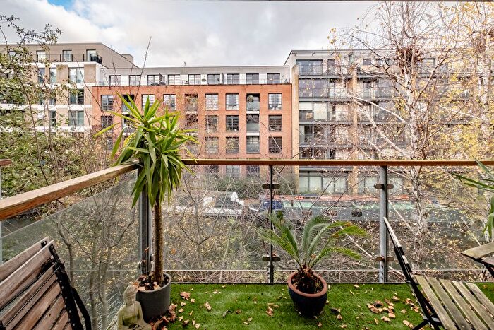 2 Bedroom Flat For Sale In Orsman Road, London, N1