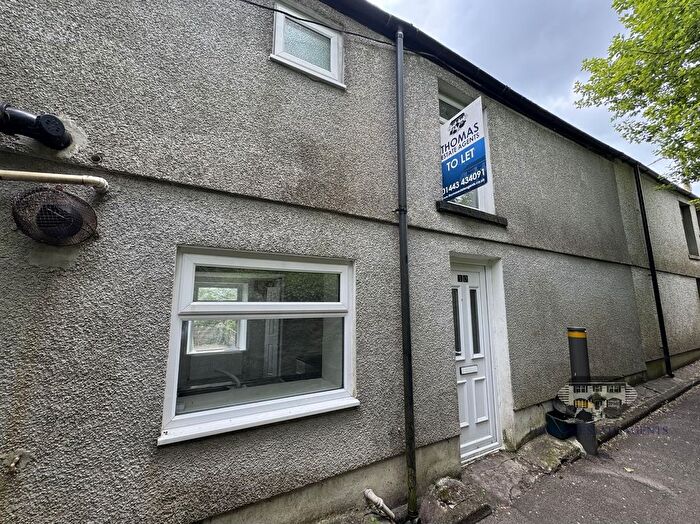 3 Bedroom Semi-Detached House To Rent In Llewellyn Terrace, Llwynypia, Tonypandy, Rhondda Cynon Taff., CF40