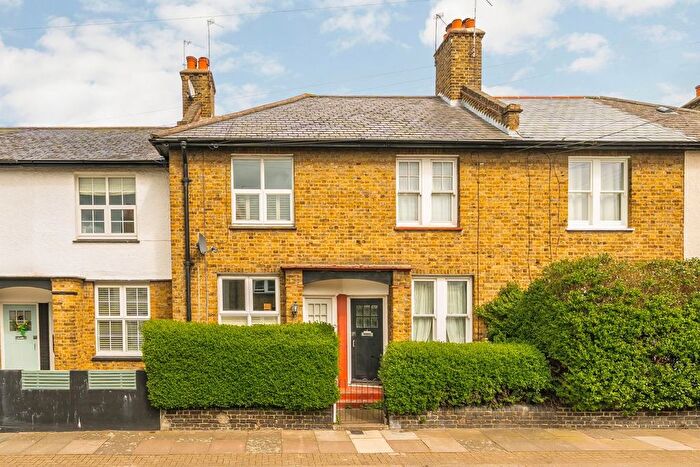 2 Bedroom Terraced House For Sale In Cowick Road, Tooting Bec, SW17