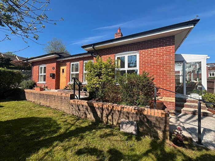 3 Bedroom Detached Bungalow For Sale In Jubilee Road, Swanage, Dorset, BH19
