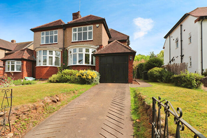 3 Bedroom Semi-Detached House For Sale In Flynt Avenue, Coventry, CV5