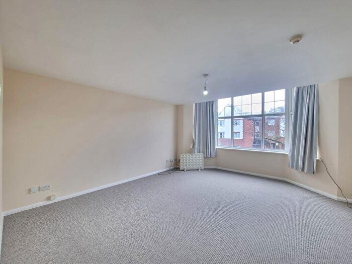 1 Bedroom Flat To Rent In Hinckley Road, Leicester, LE3