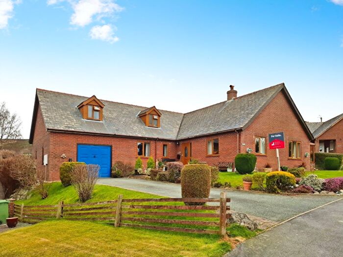 4 Bedroom Detached House For Sale In Rhosymaen Uchaf, Llanidloes, Powys, SY18