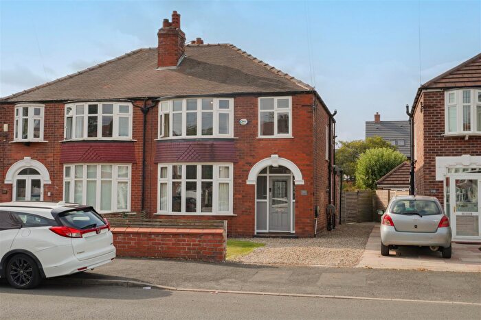 3 Bedroom Semi-Detached House For Sale In Brantingham Road, Chorlton, M21
