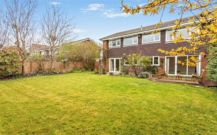 5 Bedroom Detached House To Rent In Wootton Way, Cambridge, Cambridgeshire, CB3