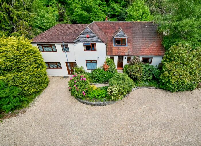 6 Bedroom Detached House For Sale In Frimley Road, Ash Vale, Surrey, GU12