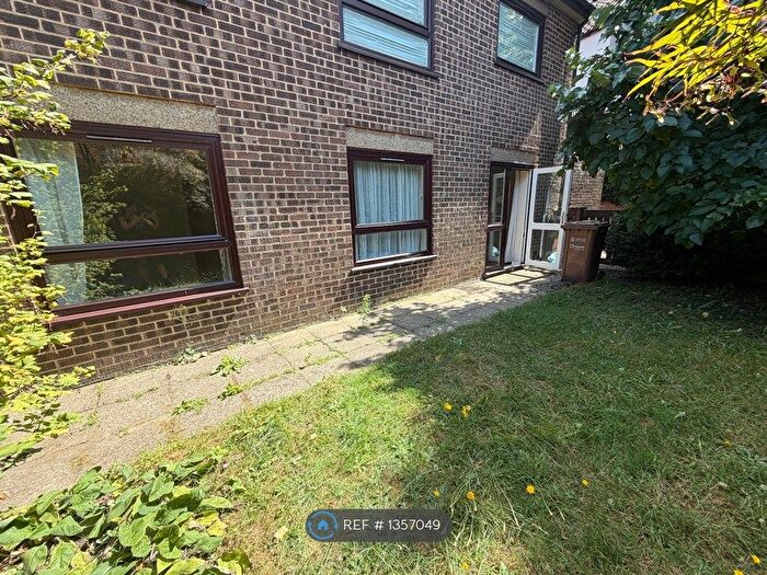 2 Bedroom Flat To Rent In Pottergate, Norwich, NR2