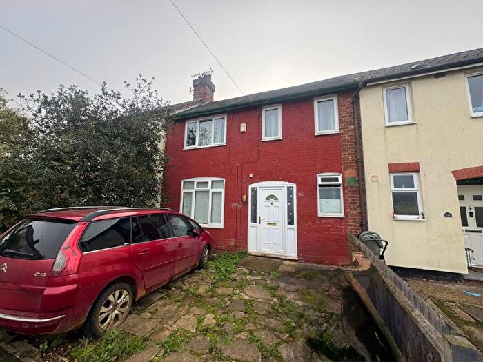3 Bedroom Terraced House To Rent In Rockingham Road, Far Cotton, Northampton, NN4