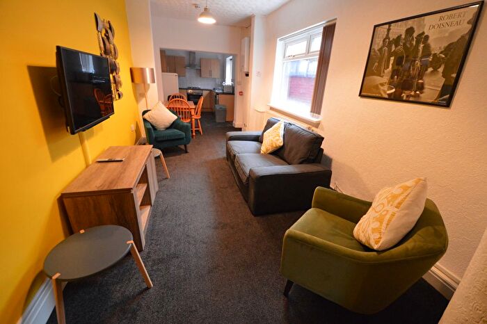 1 Bedroom Terraced House To Rent In Woodlands Road, Middlesbrough, TS1