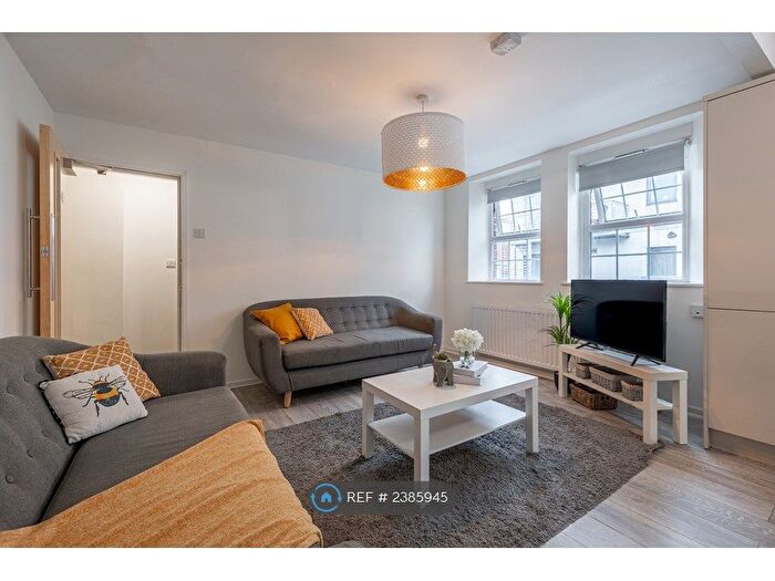 8 Bedroom Flat To Rent In Trafalgar Street, Sheffield, S1