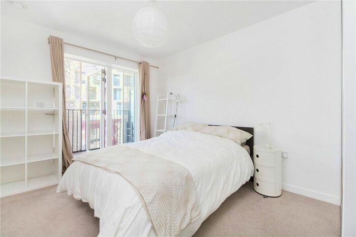 1 Bedroom Flat To Rent In Atkins Square, Dalston Lane, Hackney, London, E8