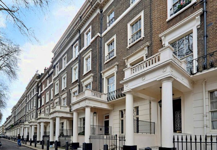 1 Bedroom Flat To Rent In Sussex Gardens, Bayswater, London, W2