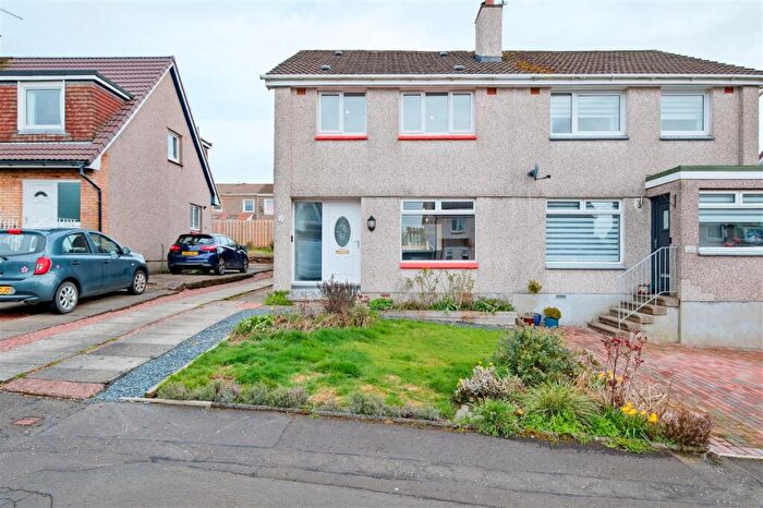 3 Bedroom Semi Detached House To Rent In Rokeby Cres, Strathaven, ML10