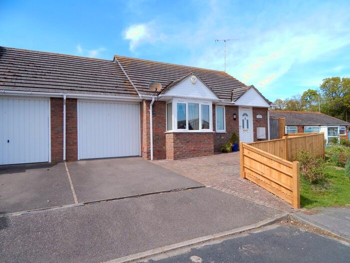 2 Bedroom Link Detached House To Rent In Jay Close, Eastbourne BN23
