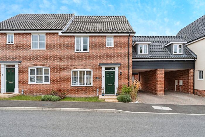 3 Bedroom Semi-Detached House For Sale In Clifton Drive, Thetford, IP24