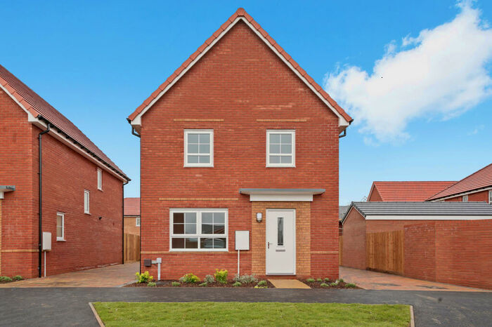 4 Bedroom Detached House To Rent In Lilac Way, Overstone, NN6