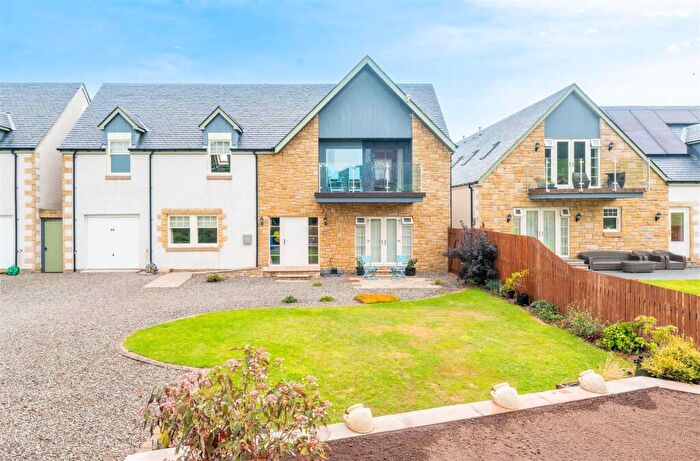 4 Bedroom House For Sale In Rossie Steadings, Dunning, Perth, PH2